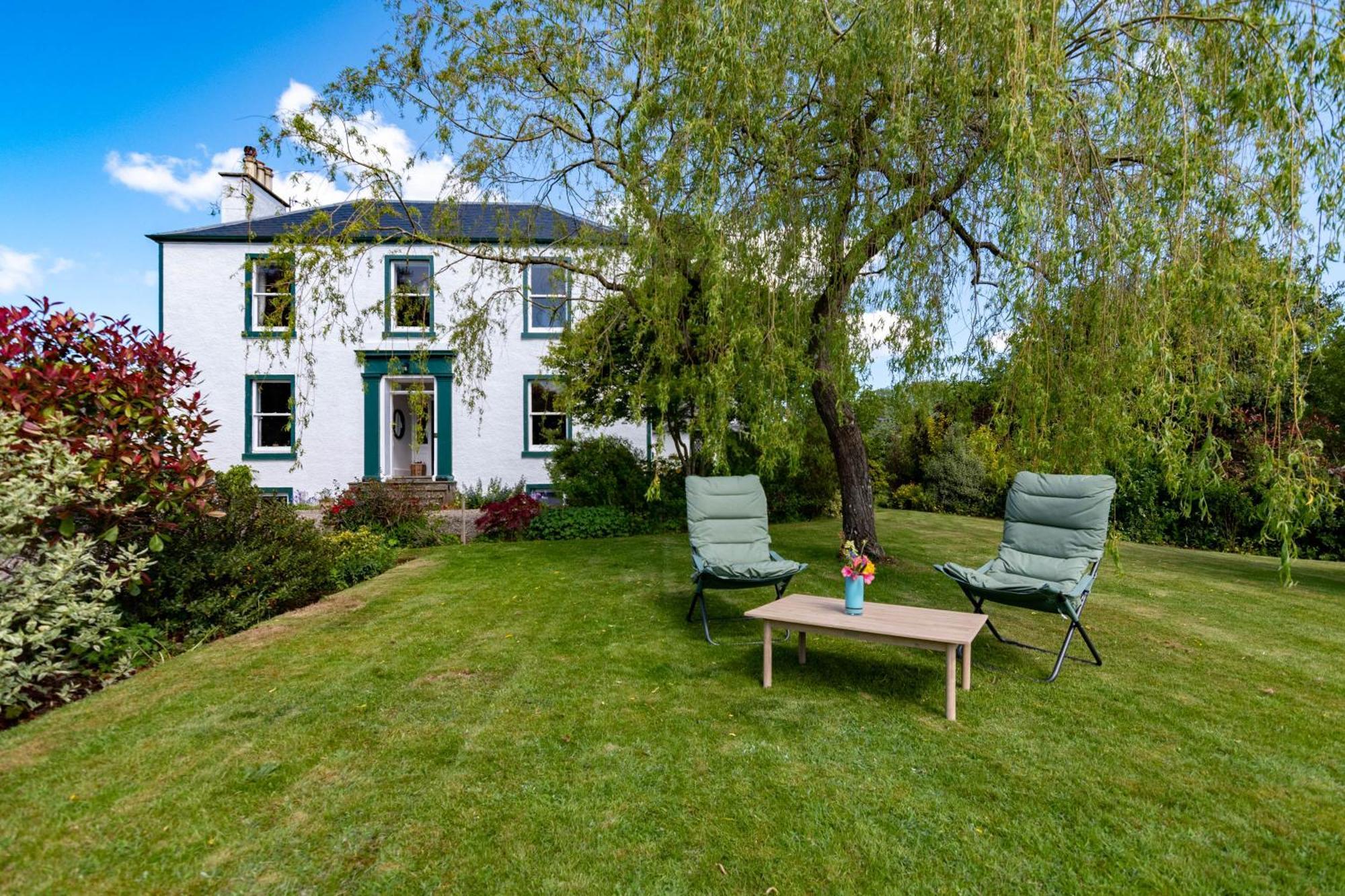 Rosebank House - 12 Guests, 6 Ensuite Bedrooms, Ev Point, Games Rooms, Wood Burner, Pet Friendly! Blairgowrie and Rattray Exteriör bild