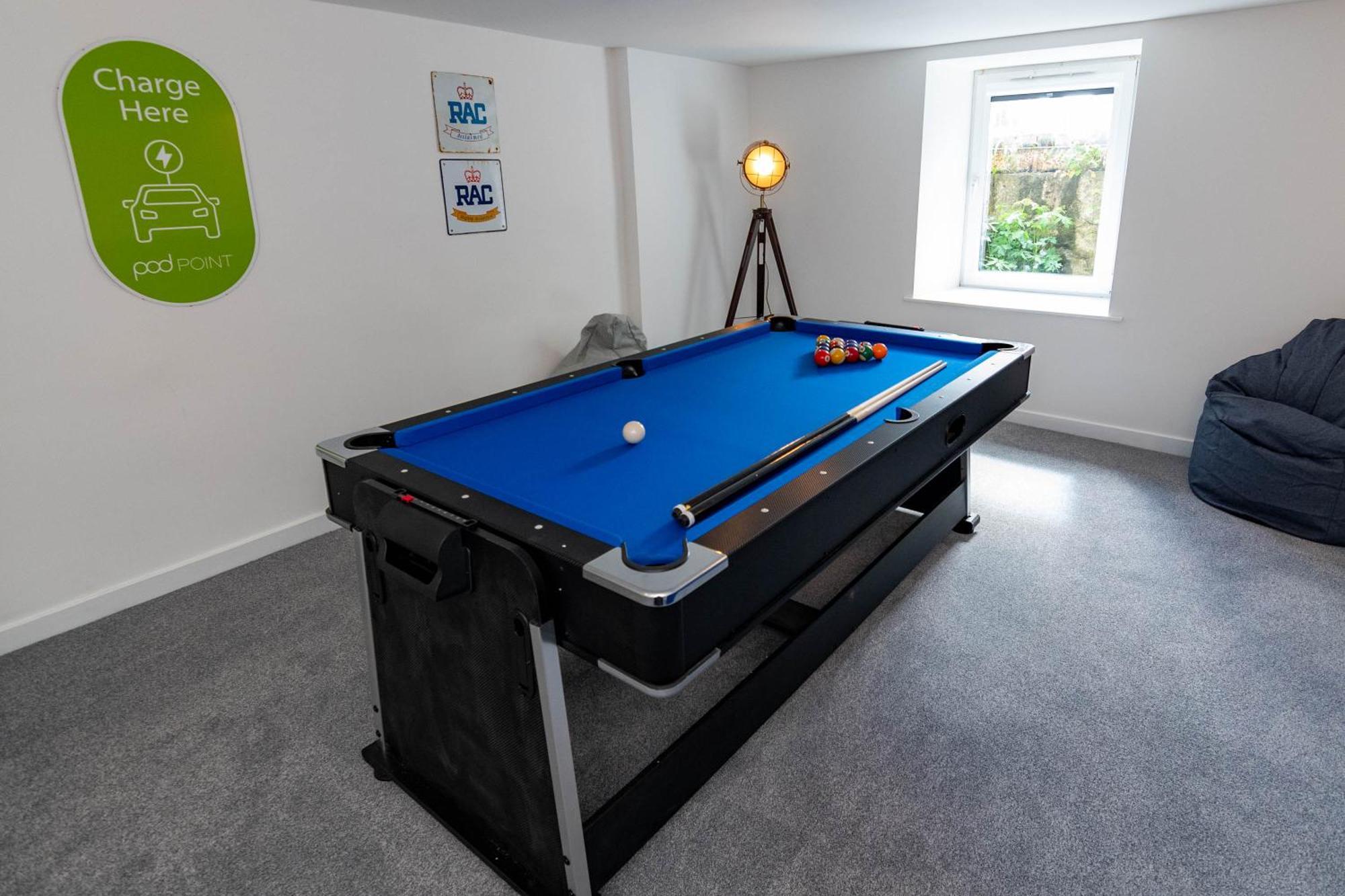 Rosebank House - 12 Guests, 6 Ensuite Bedrooms, Ev Point, Games Rooms, Wood Burner, Pet Friendly! Blairgowrie and Rattray Exteriör bild