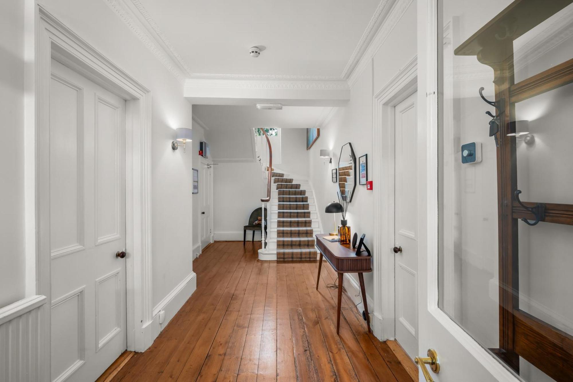 Rosebank House - 12 Guests, 6 Ensuite Bedrooms, Ev Point, Games Rooms, Wood Burner, Pet Friendly! Blairgowrie and Rattray Exteriör bild